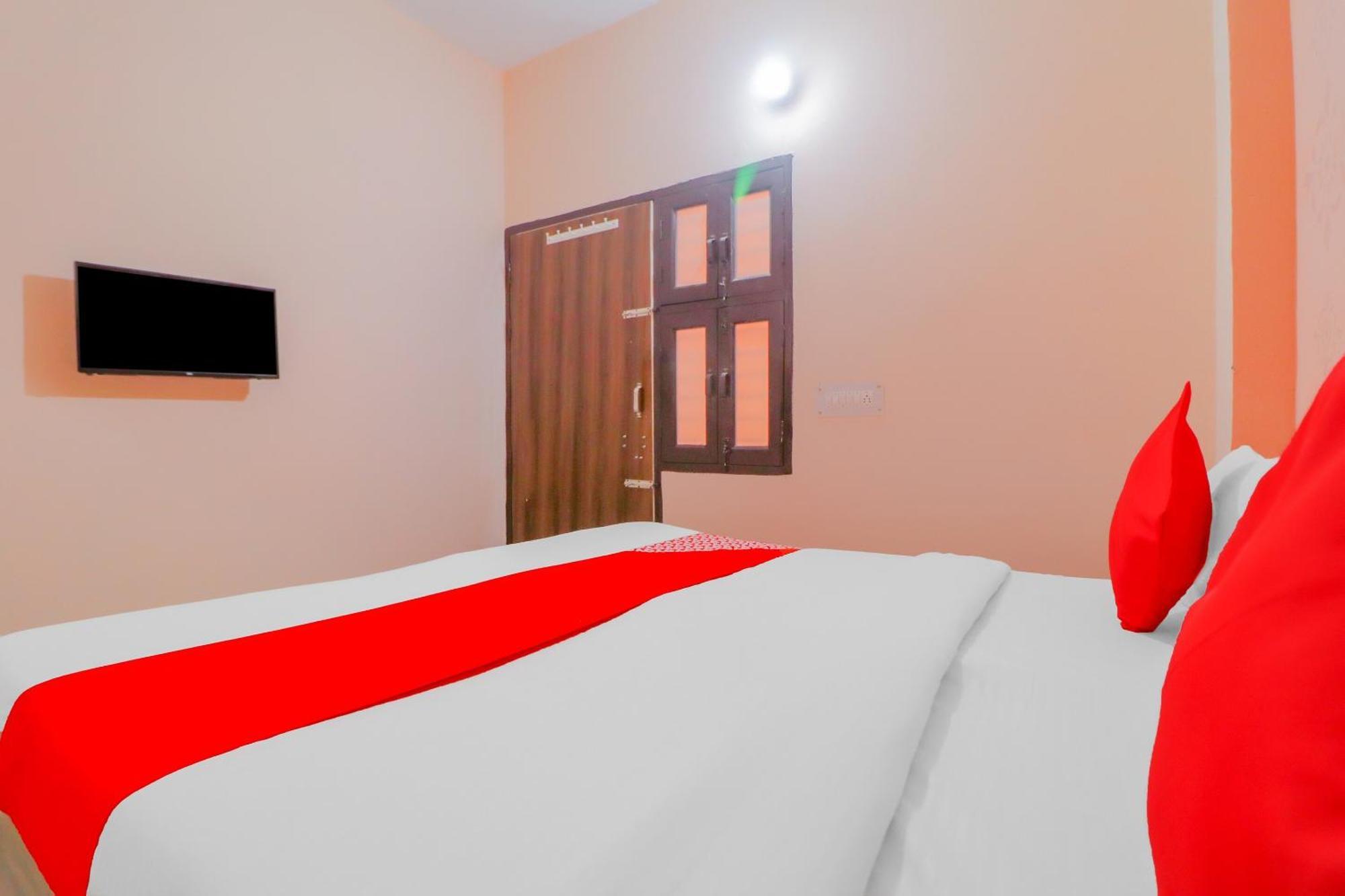 Hotel O Bhardwaj Guest House Garhi Harsaru Luaran gambar