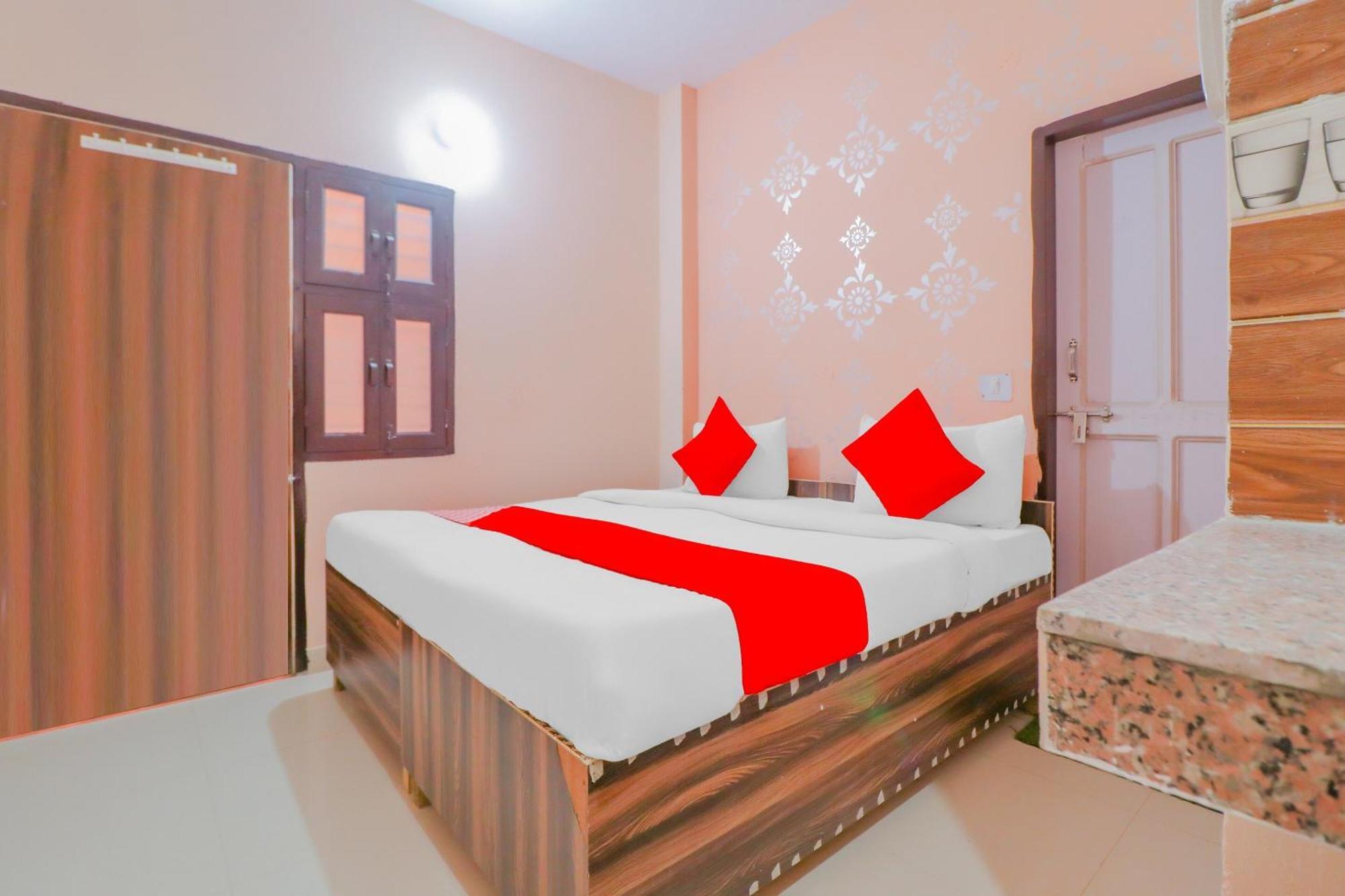 Hotel O Bhardwaj Guest House Garhi Harsaru Luaran gambar
