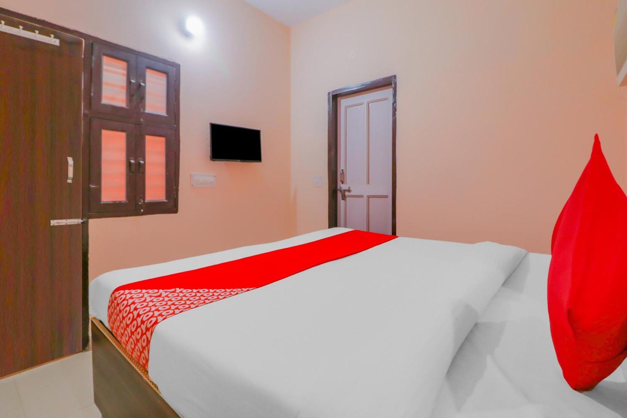 Hotel O Bhardwaj Guest House Garhi Harsaru Luaran gambar