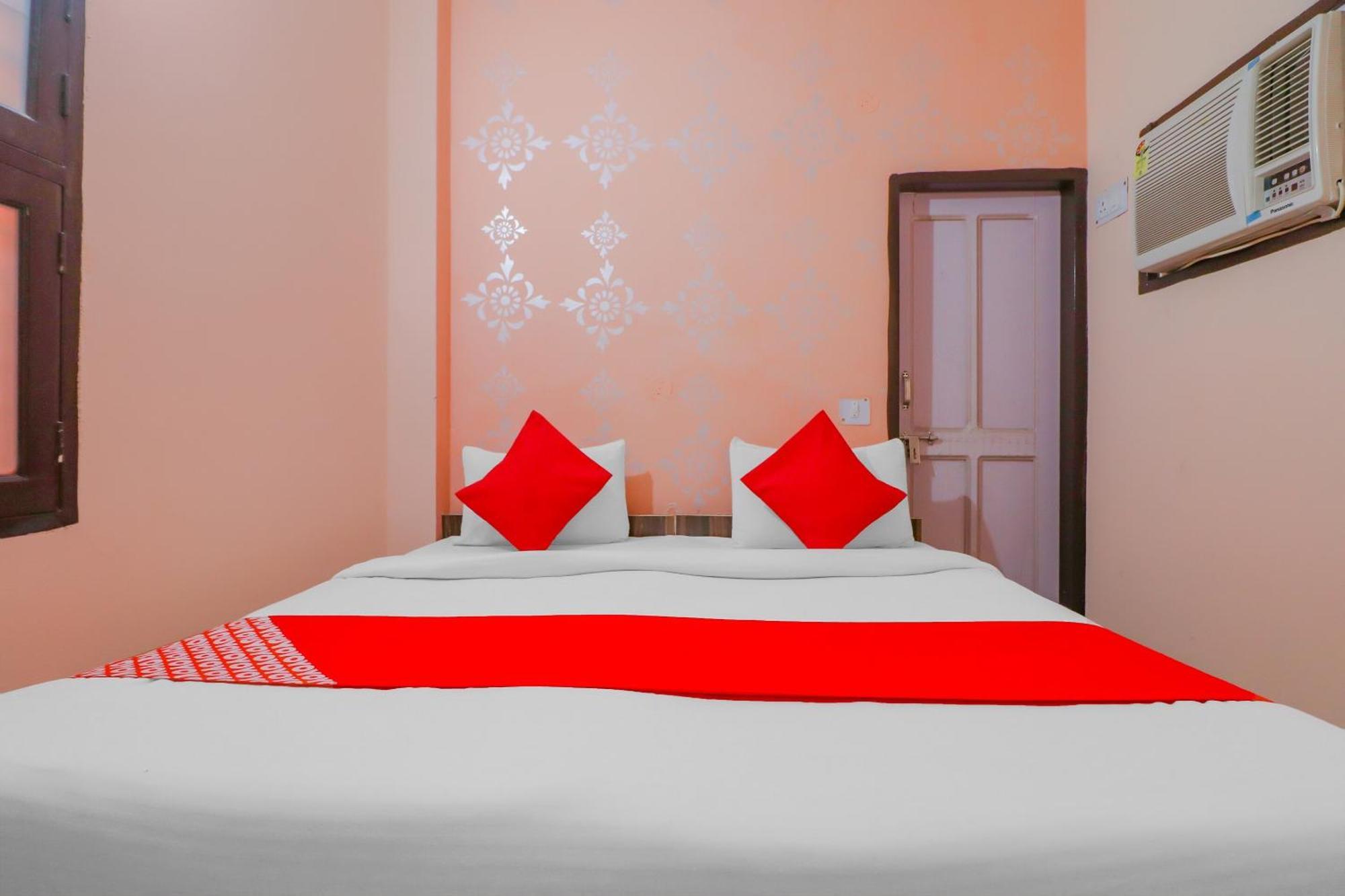 Hotel O Bhardwaj Guest House Garhi Harsaru Luaran gambar